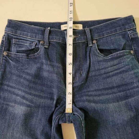 Banana Republic Women's Straight Vail Blue Denim Jeans - Picture 10 of 16